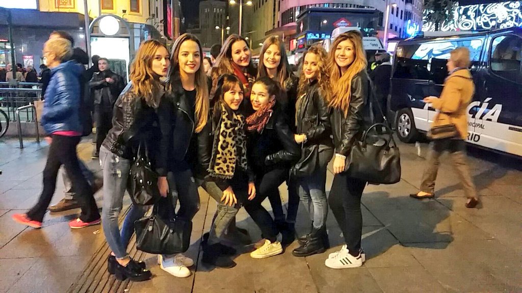 MariinaEspada17's tweet photo. Mas que a nada❤ #navidadpnchs🎄❄ https://t.co/itlDtHd1P8