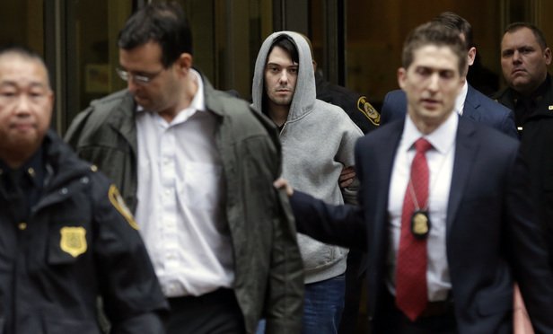 Katten, Kaye Scholer Both Probing Partner Over Shkreli Charges puls.ly/OWSEwA #law #legal