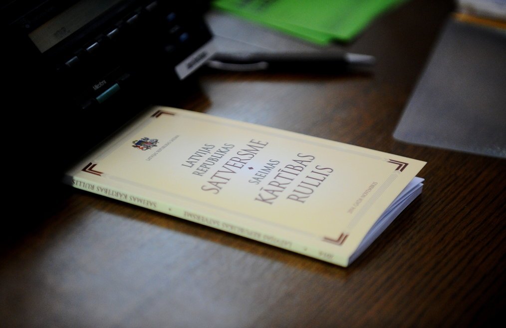 Valsts amatpersonas statusa noteikšana maksātnespējas administratoriem neatbilst Satversmei leta.lv/home/important…