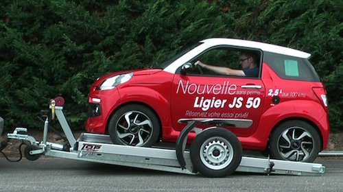 TopTrailer's tweet image. Nous avons créé une #remorque qui se baisse pour les voitures électriques et sans permis pour info @autoelectrique