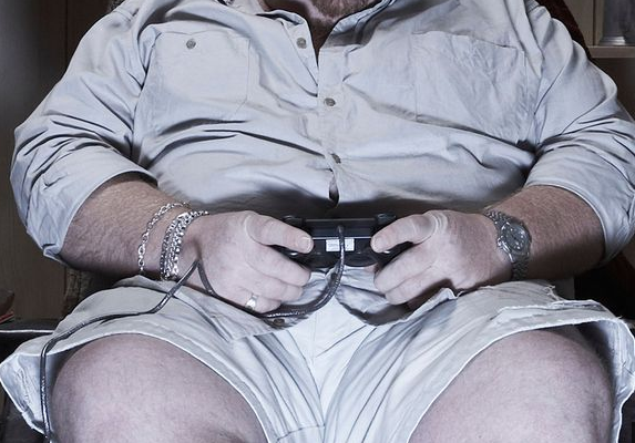 AllOutGamingX's tweet photo. Here's why being a gamer is FOUR TIMES more expensive than it used to be https://t.co/Pb2sa7jRHu https://t.co/b5vbS1Gw1M