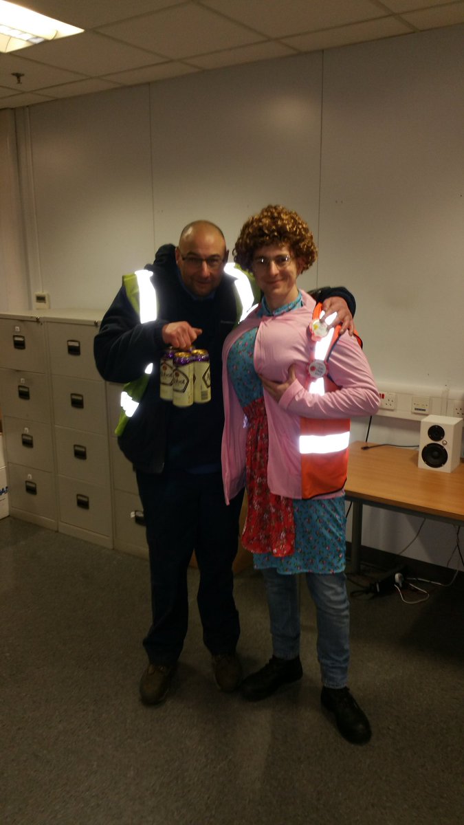 <a href="/AvonmouthNights/">TescoAvonmouthNights</a> <a href="/G__1980/">Gareth Rogers</a> @tfloudy <a href="/AvonmouthDC/">Tesco Avonmouth</a>