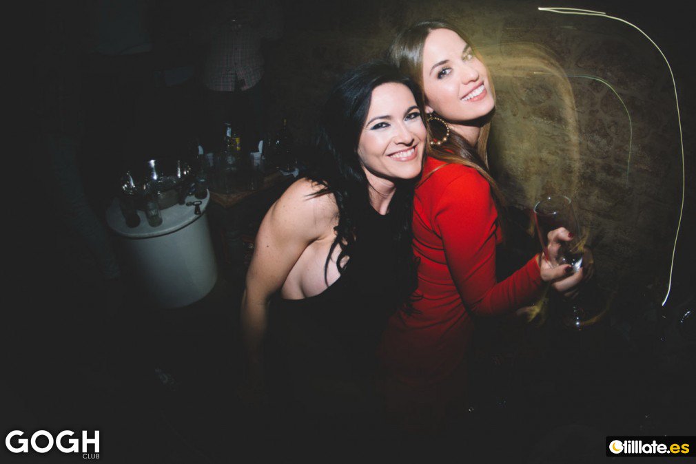 En Jaen saben divertirse!!! Mira las fotos del fiestón del sábado en Gogh Club bit.ly/1QVsWE4