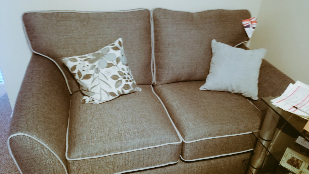 LittleBungi's tweet image. A month later than planned and they have finally arrived. #newsofas