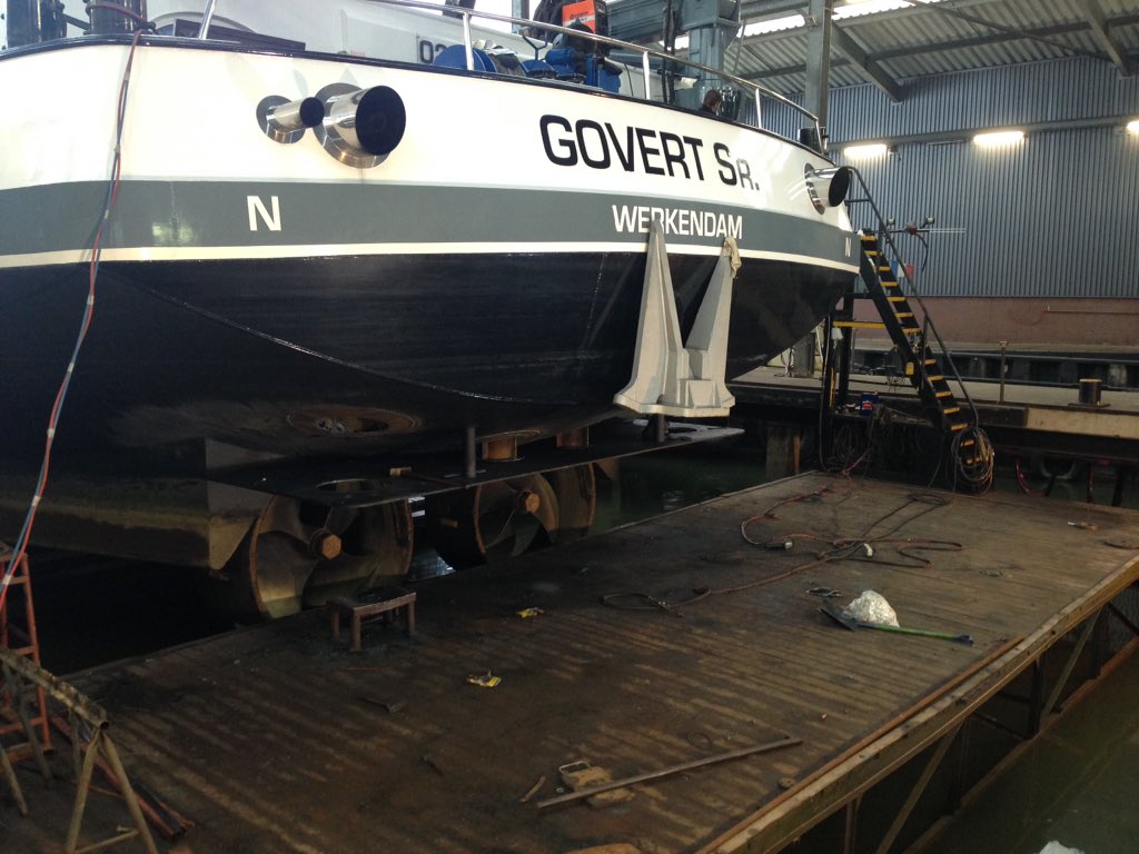 Rolf_Maliepaard's tweet image. De Waal werkt door aan brandstofbesparing tijdens de kerst periode. Easy Flow voor de Govert Sr.