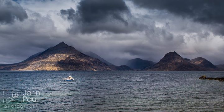 VisitScotland's tweet photo. Loch Scavaig &amp; the Cuillin rom Elgol Pier, Isle of Skye. 📷: FB/John-Paul Photography #LoveScotland https://t.co/eCb5ZUMi8O