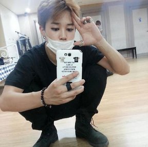 chillkpop's tweet photo. [97] bts jimin aesthetic https://t.co/4LXMili5Jf