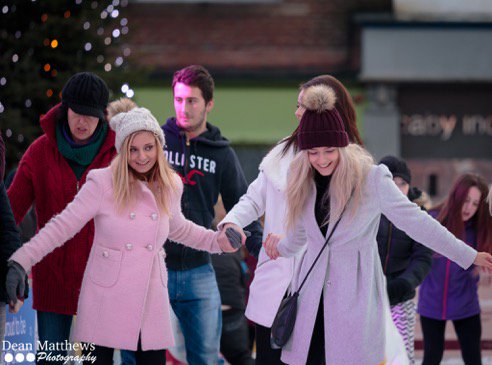 SunderlandBID's tweet photo. Christmas has come early for #Sunderland - the #FrostVillage ICE RINK will be open until #NewYearsEve. Please RT https://t.co/hInrQx4NKa