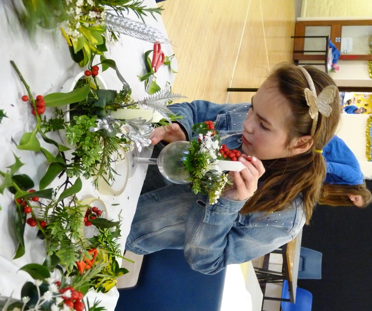 DownsendP's tweet photo. We are felling very Christmassy at Downsend+ after our Christmas decoration course yesterday! https://t.co/fPHhG3d6l5