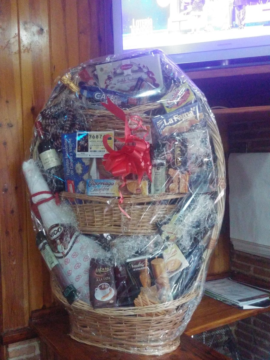 AlejandroGado22's tweet photo. #LoteriaRTVE si termina el gordo en 15 compartimos la cesta convosotros https://t.co/vGhDAeEfKU