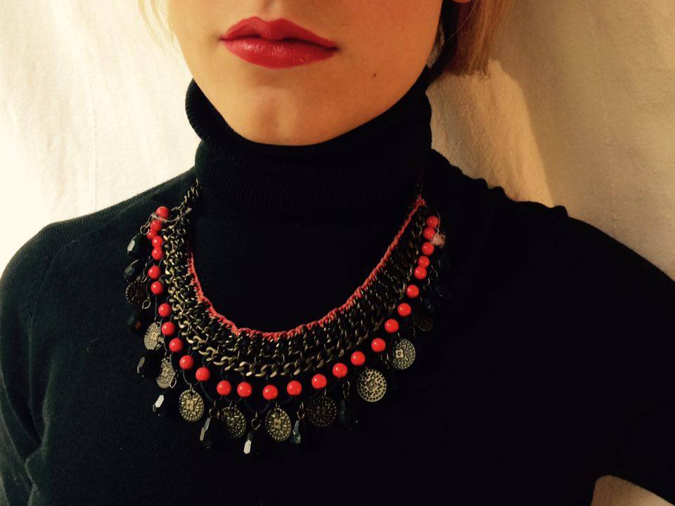 _CheapChic_'s tweet photo. #Black and #red for #Christmas #look! Link in bio: https://t.co/gizV2C1XVn #fashion #blog #moda #lowcost #Xmas https://t.co/q054Oz8b3q