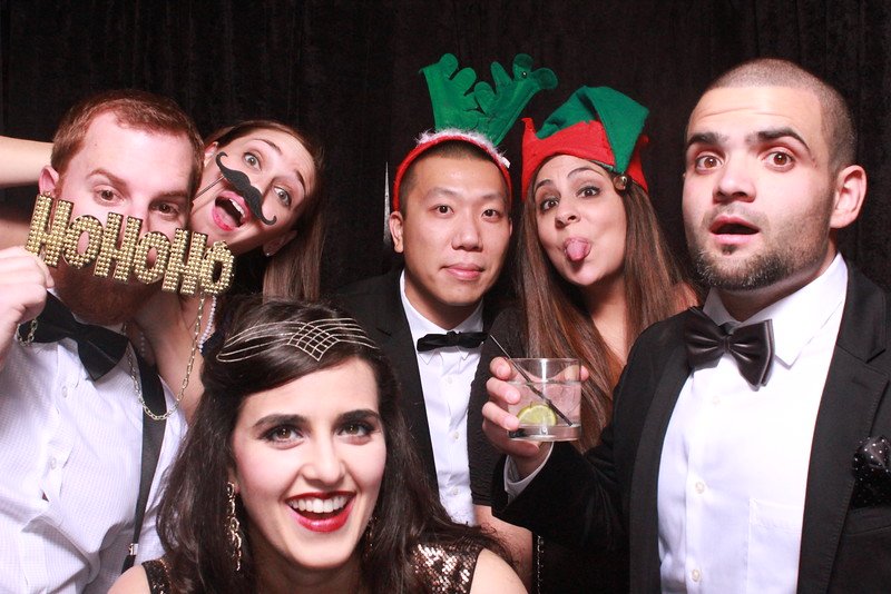 Gogo_Studios's tweet photo. Just a few of the MANY hard-working, lovely people that make up the #gogo team #HappyHolidays everyone! #gogostudios https://t.co/uMKwozYUYv