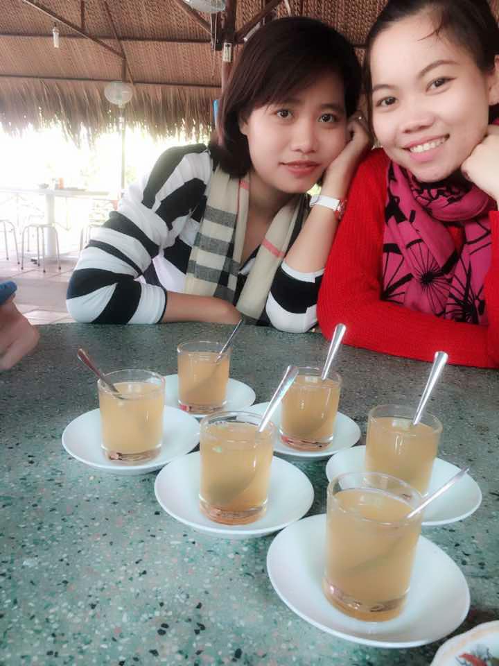 lethido6489's tweet photo. Những nguoi em đồng nghiệp https://t.co/Njo2noqaiQ