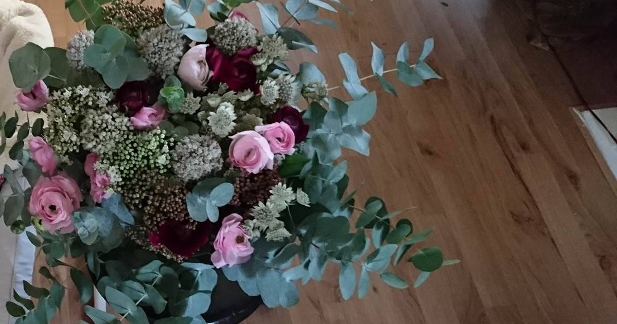 Flowerness_fr's tweet photo. Qqs photos des derniers bouquets reçus! Livraison maintenant comprise aussi en banlieue!  https://t.co/RueTanpVbO https://t.co/C8FlJnRPxS