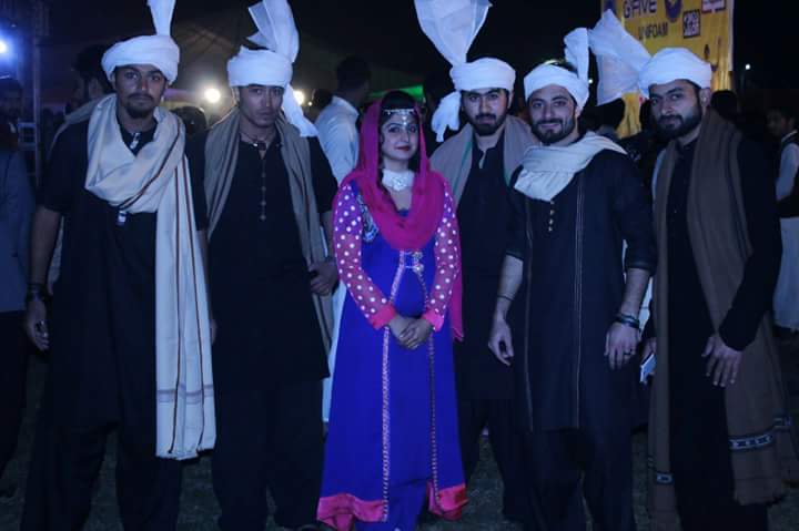 sohaafzal2's tweet photo. My class #myumt #Events2014 @UMTOfficial https://t.co/XCHFkLV6ND