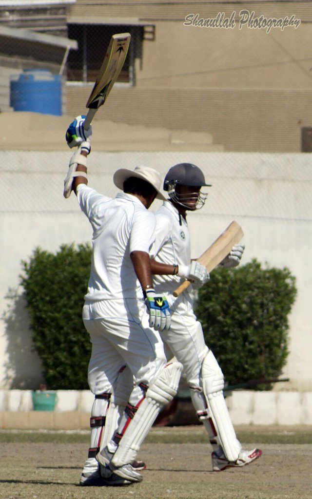 FaisalIqbalCric's tweet photo. Enjoying The Century Moment Today ماشاللہ😊🏏 #KarachiWhites #QuaidEAzamTrophy🏆 #176Runs https://t.co/havZXkhdOi