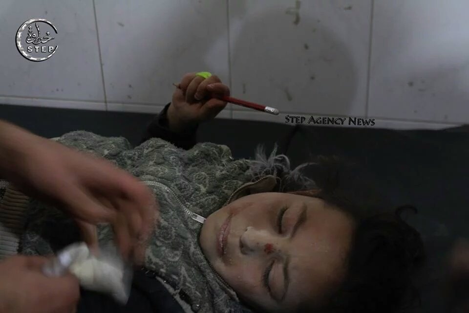 doamuslims's tweet photo. Children wounded due to #Russia airstrikes on al-Bezeinah village, #Idlib.

#Syria #DontBombSyria https://t.co/NDxHhKH04G