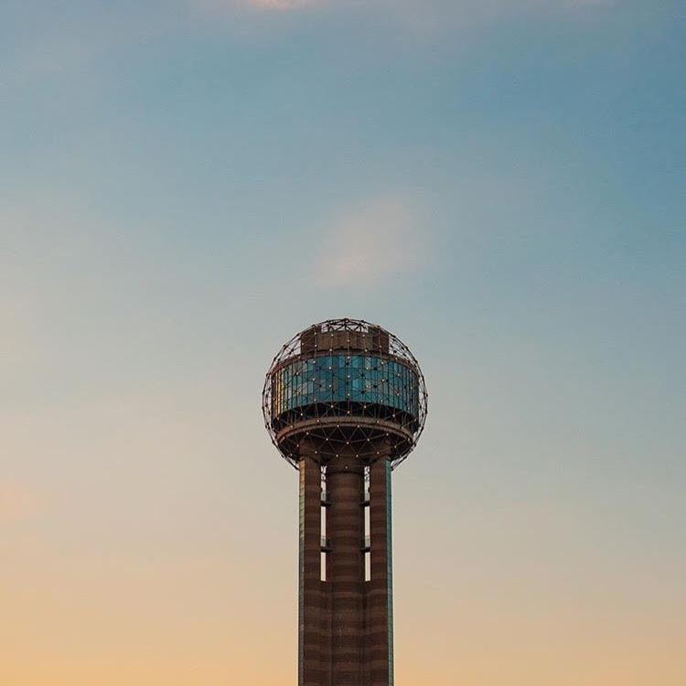 1400HiLine's tweet image. Who's been to the top? #ReunionTower #DallasLiving
