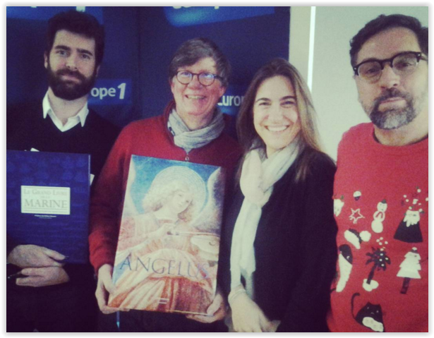 ClubEurope1's tweet photo. Sur cette photo se cache quelqu'un souhaitant relancer le hashtag #E1PullDeNoel @vincegregoire #culture #E1Midi https://t.co/JkiLJJiv93