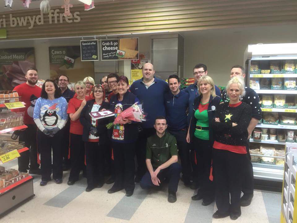 Congratulations to Jan our night colleague, celebrating 15 yrs service. 🎉🎊 <a href="/WalshMandy/">Mandy Walsh</a> <a href="/CaroleHors/">Carole Horswill</a> <a href="/headcaseymike/">Mike Casey-Head</a>