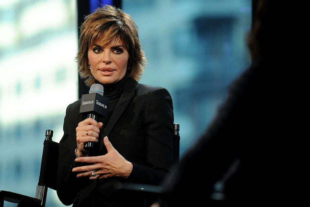 Bravo On Twitter Lisa Rinna Defends Chaz Dean S Controversial