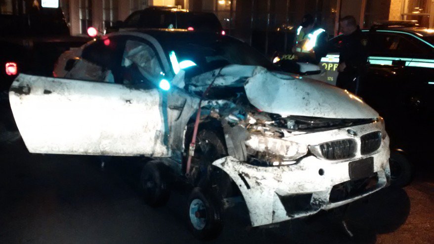 680NEWS's tweet photo. Update: Man, 20, with G2 licence charged with impaired driving after serious Hwy. 401 crash https://t.co/UmmISIl9Xw https://t.co/vbHYs8xMAZ