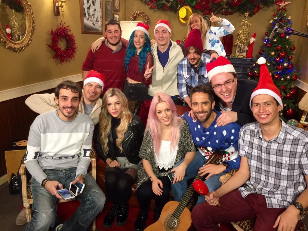 SweetCalifornia's tweet photo. Hoy estaremos en España Directo de @tve_tve https://t.co/eGV0jTu0oR