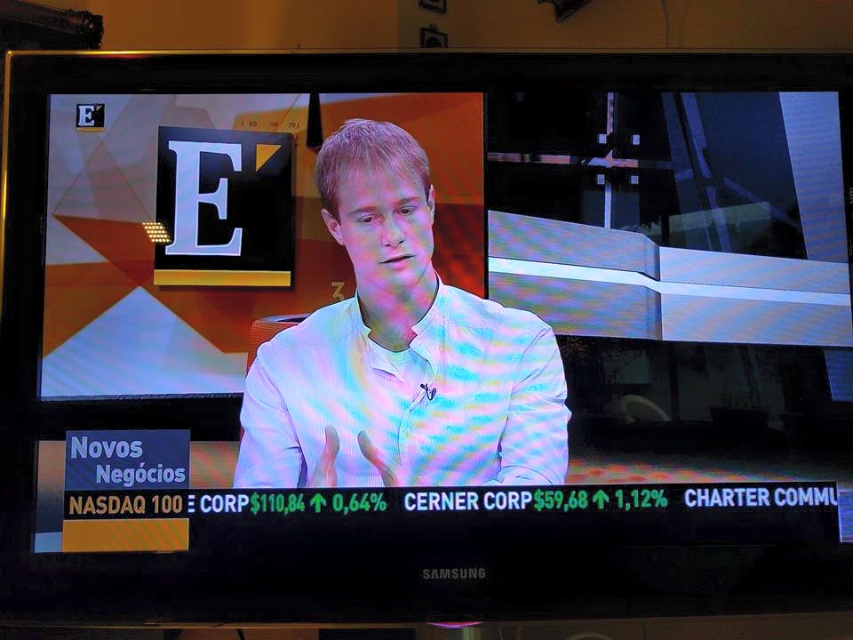 gotagjam's tweet photo. Tagjam @economicotv! Thanks from all our friends out thanks @Alphappl especially @beta__i for helping our journey https://t.co/YJFhI9yTyo