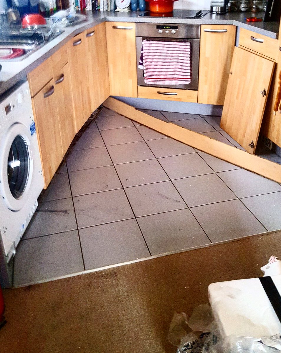 emmapat's tweet image. @knowhowtohelp your team just installed my integrated washing machine - here is what my flat looks like now. A mess.