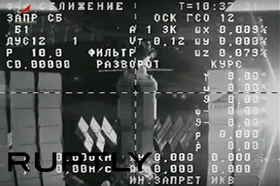 ShuttleAlmanac's tweet photo. Pic 4 - Saturday's Russian #ProgressM28M cargo craft undocking from the Pirs module at the #ISS. https://t.co/JEKM88uLN9