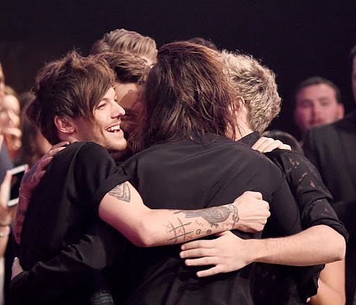pon_direction's tweet photo. タグします！！
One Direction好きな人RTしてください󾬍
#OneDirection
#OneDirectionすきなひと
#RTした人全員フォローする 
#DirさんRT https://t.co/8LF7NHrywY