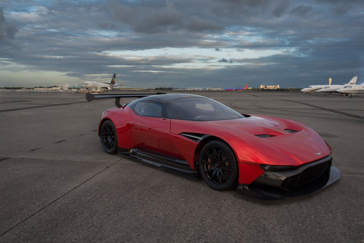astonmartin's tweet photo. The first delivered Aston Martin Vulcan has made a range of special appearances across the US during December! https://t.co/aJpFKpexbE