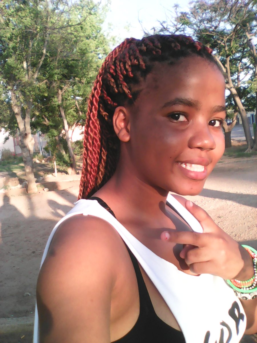 izzy_stuff tweet picture