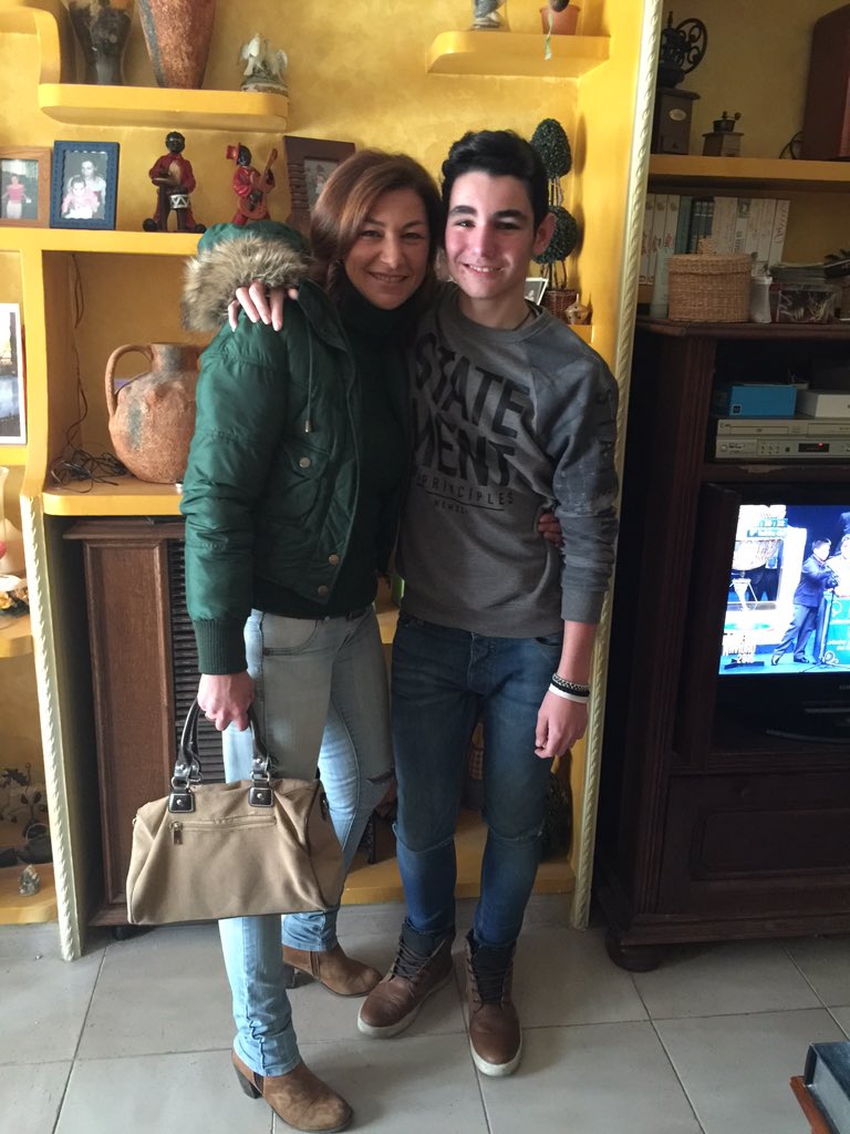 chicamac's tweet photo. #elhombredemivida
Felicidades Alex!!! 😘😘😘 https://t.co/g7J1zDKGJz