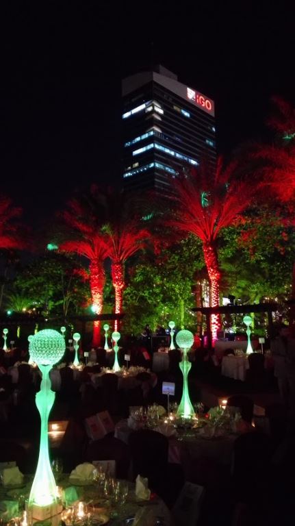 TableArtUK's tweet photo. Amazing work by #TableArtUAE at the #mega2015 Middle East Golf Awards @Sport360 https://t.co/bVq3AMK4iY