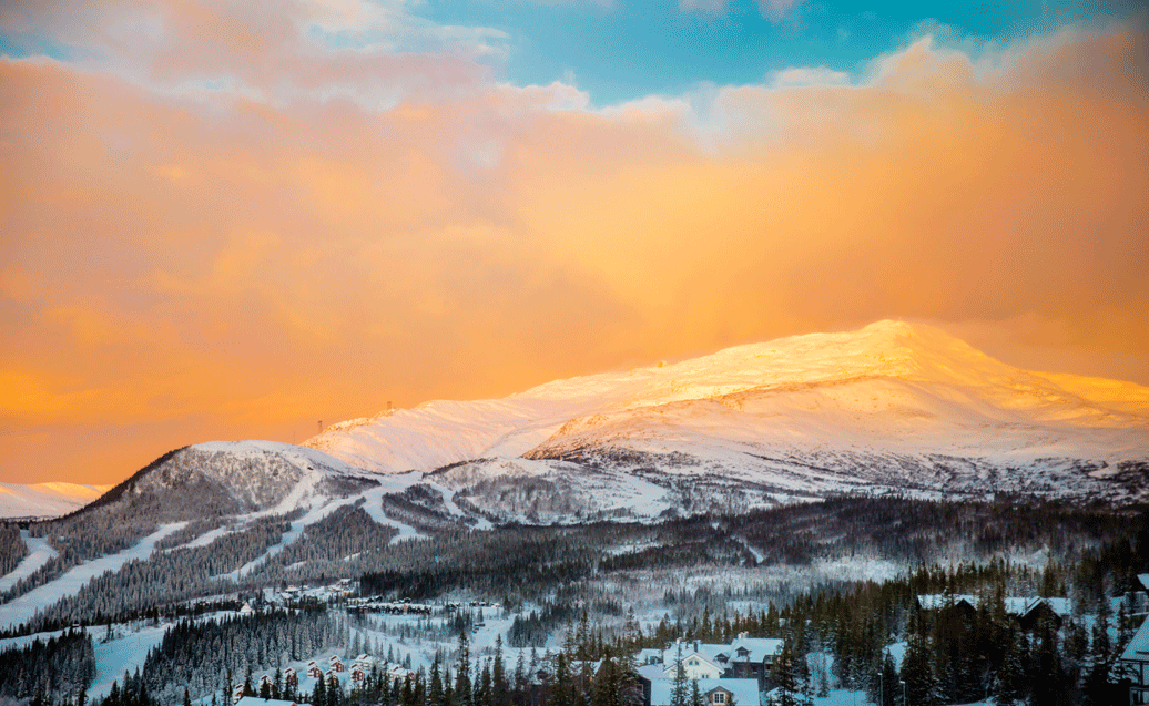 TNLUK's tweet photo. How's your Christmas day going? Tonight's #XmasMegaWeek draw could make it even better with £1M and a trip HERE! https://t.co/nE5xoEjw8P