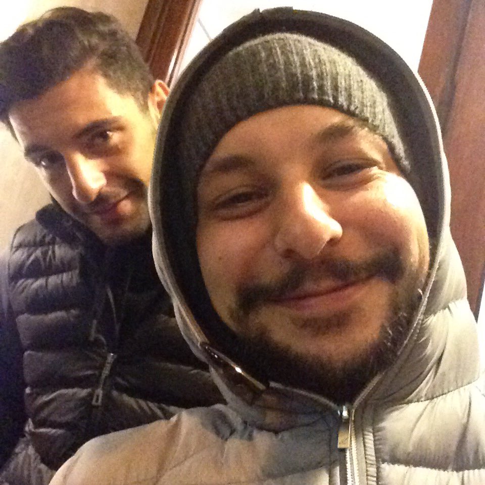 SteCastello's tweet photo. #pagliafinoprimotempo 🚬 https://t.co/jjnQmEeqo3