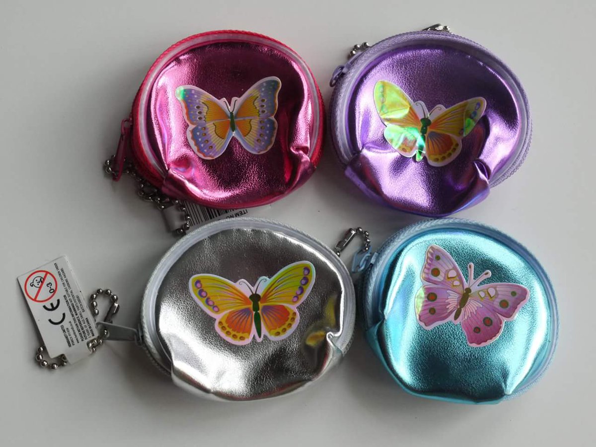 3 days 'till Christmas
&amp; my true love sent to me
A pretty butterfly purse
And Fab Party Bag treats beneath the tree!