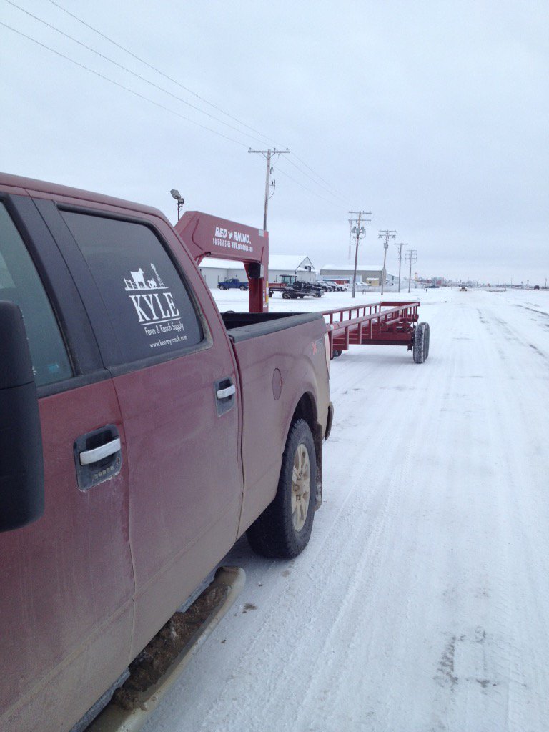 KenrayRanch's tweet photo. Santa drives a F150 today as he delivers a NEW Red Rhino Self Unloading Hay Trailer #KyleFarm&Ranch #saskbeef https://t.co/08yBD4XqOz