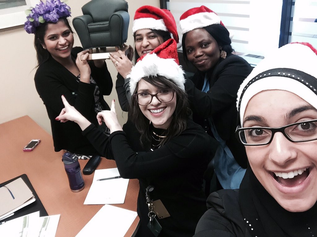 Cailin_Fi's tweet photo. #LEIoftheTiger #TDJasperAve celebrating another #doubledouble top box with Manisha and Shellaine #LeiQueens Htww1 https://t.co/j1K9cpJ2ts