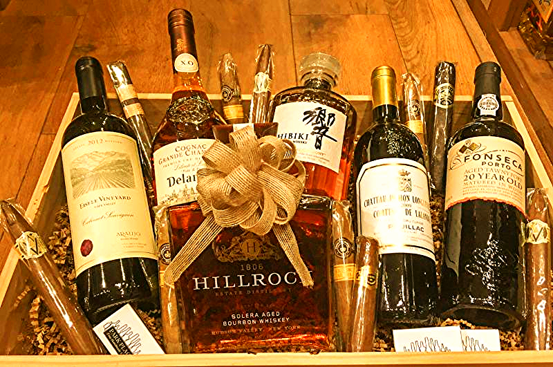 Three days left...get help with your last-minute shopping! conta.cc/1QNC6Tc