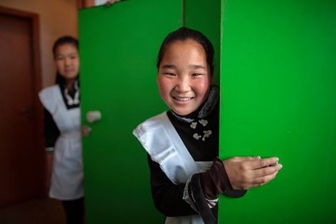 UNICEFwater's tweet image. Can you guess what country this toilet is from? #ToiletTuesday #FF Shoutout for the Winner! #UNICEF #WASH