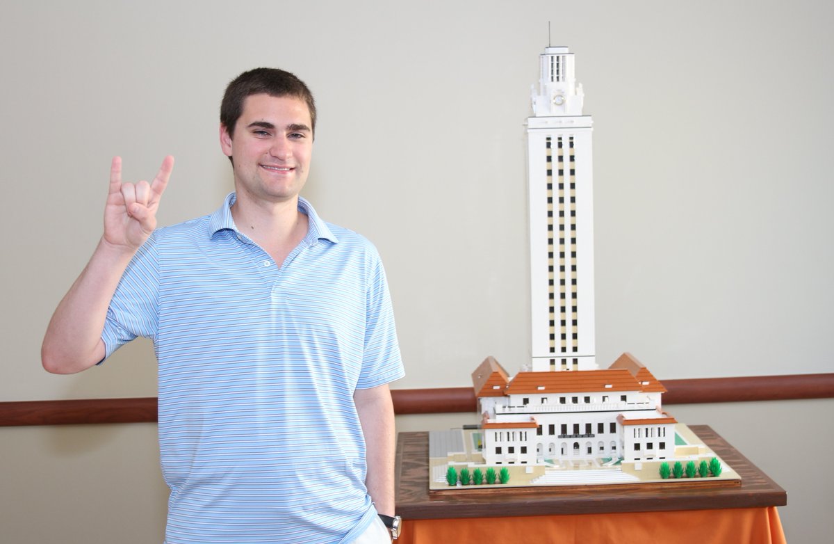 UTexasStudents's tweet image. See how one @UTAustin student is changing the world 1 lego at a time: bit.ly/1Kk0vIC #UTFallRecap