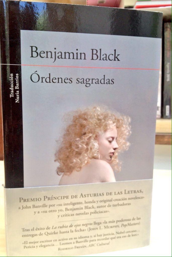 Penguinlibrosco's tweet photo. Como ya lo saben, hemos reservado desde la #Filbo2015 este ejemplar firmado para #unlibropordía-@Lib_Nacional:
[5pm] https://t.co/uq2eYQxCOq