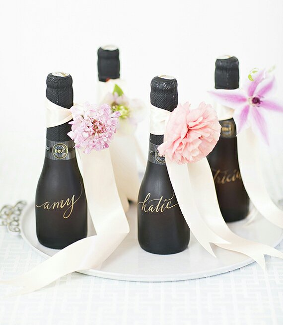 LuxeDesignEvent's tweet image. 100layercake.com/blog/2014/04/0…
#bridalshower #showerdecor