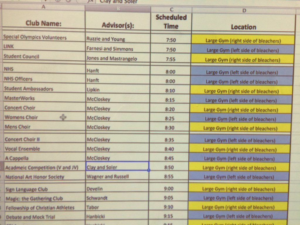 MrsFarnesi's tweet photo. Clubs YB photo schedule for tomorrow, 12/23 in the Wagner Gym. Please retweet! https://t.co/iTul2di5l2