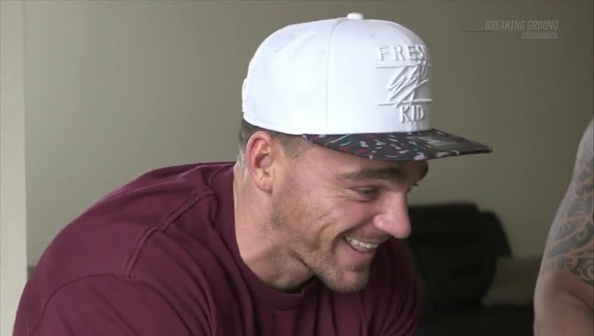 HugoKnoxy's tweet image. Breaking Ground Episode 8 @HugoKnoxWWE helping @NiaJaxWWE with her debut costume for #NXT 

hugo-knox.com/wwe-breaking-g…