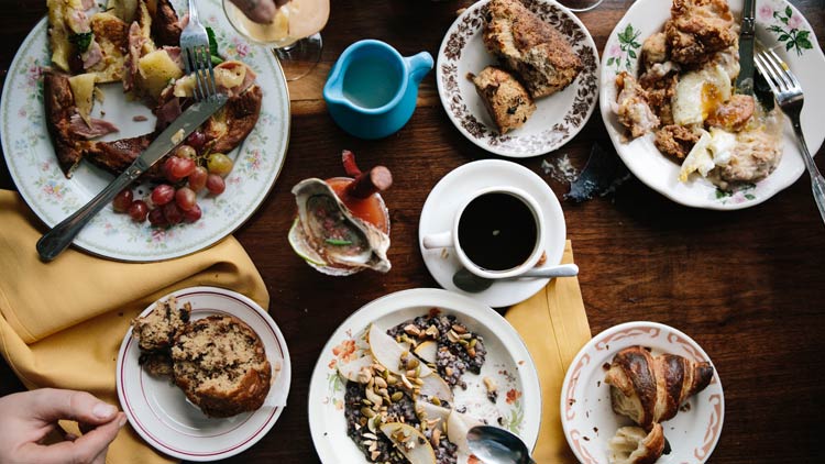 VisitIndy's tweet photo. .@FoodNetwork named Indy's @milktoothindy one of the top 5 brunch spot in America! https://t.co/12rG3E2jk9 https://t.co/XMW50fbN6z
