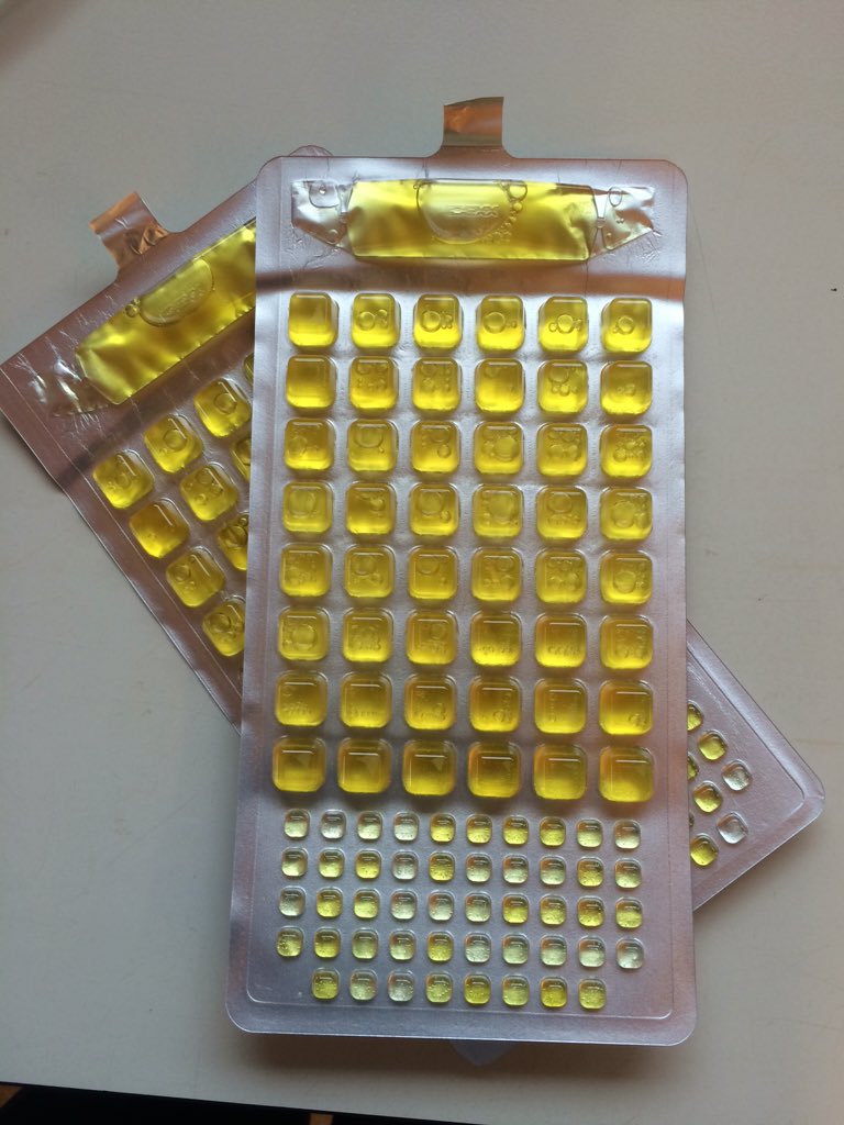 trimtrom's tweet image. Some poop? #Typical #LabLT #LabLiveTweet