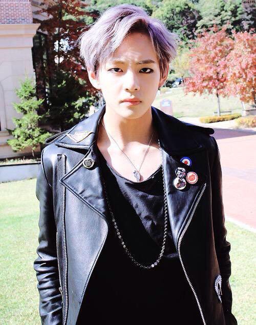 on Twitter: "TAEHYUNG IN LEATHER JACKET APPRECIATION POST PT.1 https